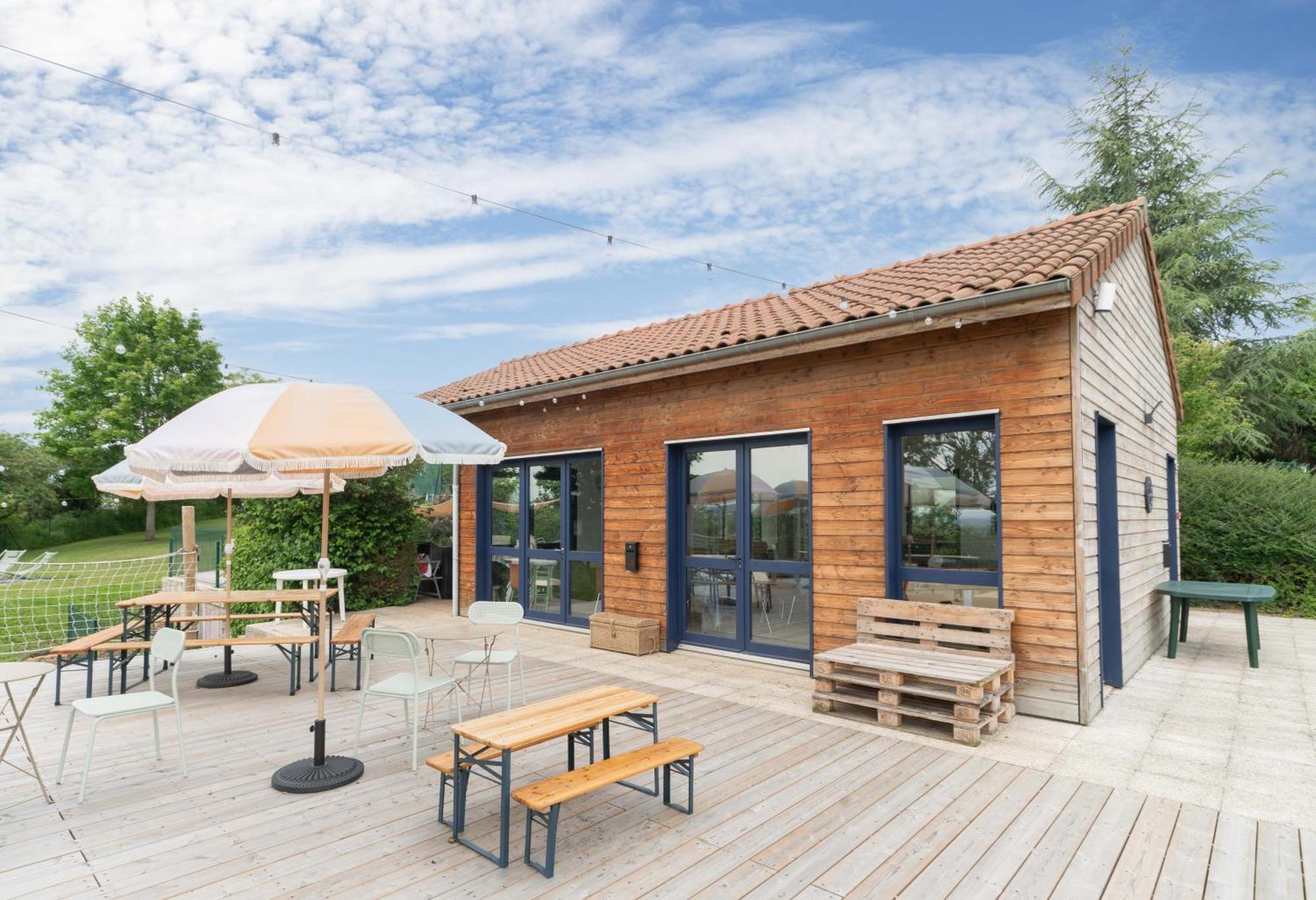 Camping Le Mont Libre - Cottage & Espace Nature - Gannat Kültér fotó